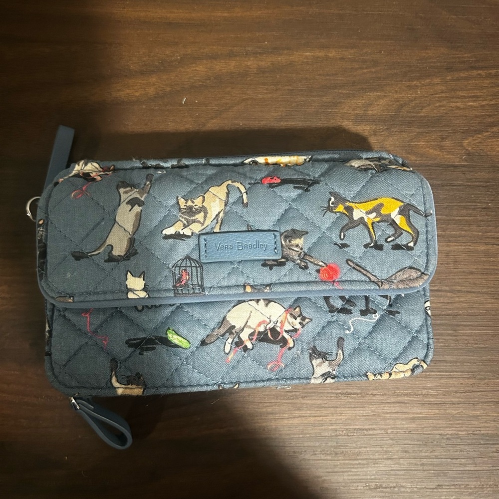 VERA BRADLEY Quilted Cat Pattern Wristlet